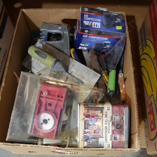 Garage sundries