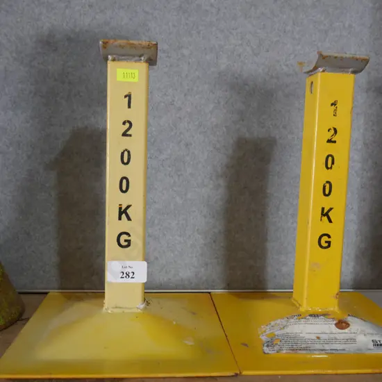 Axle stands