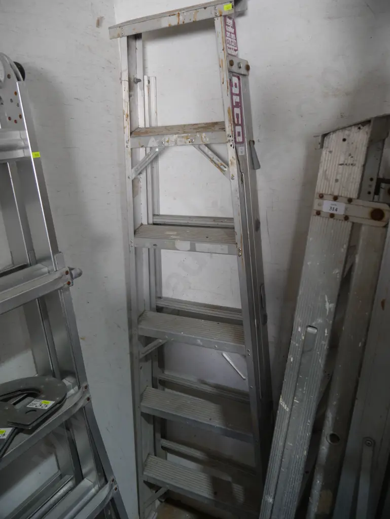 Ladder Image 1++