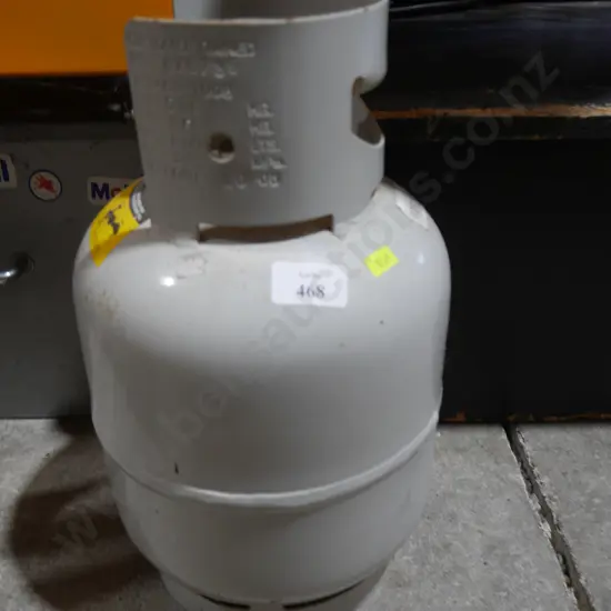 Gas bottle