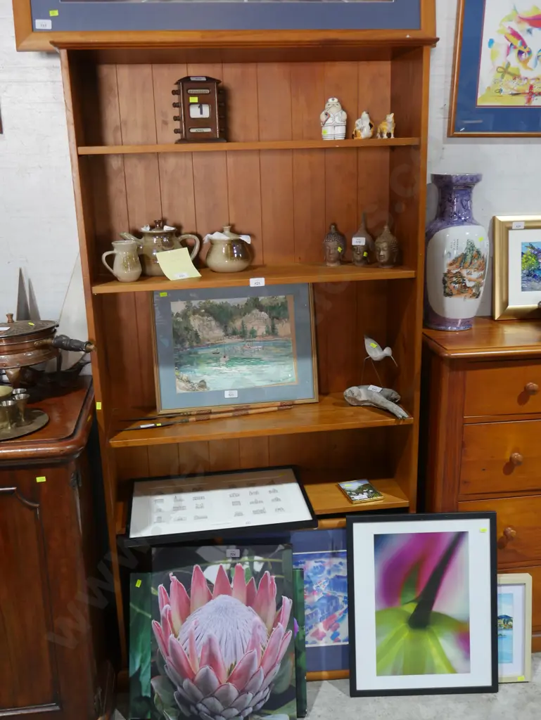 Bookcase Image 1++