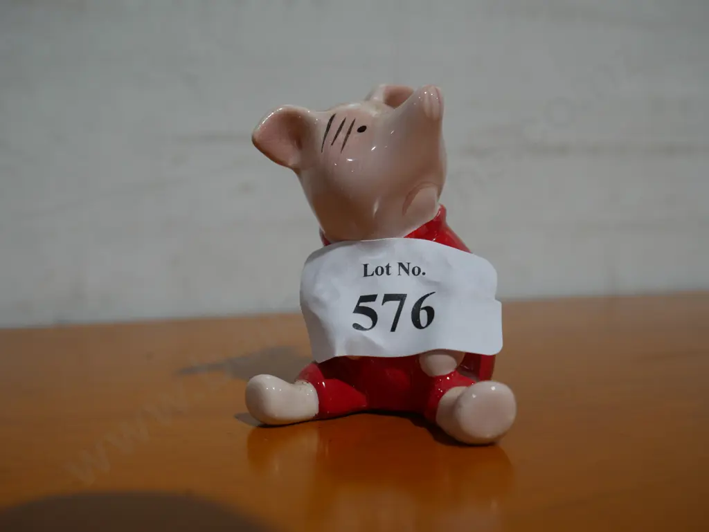 Beswick Walt Disney Winnie the Pooh, Piglet Image 1++