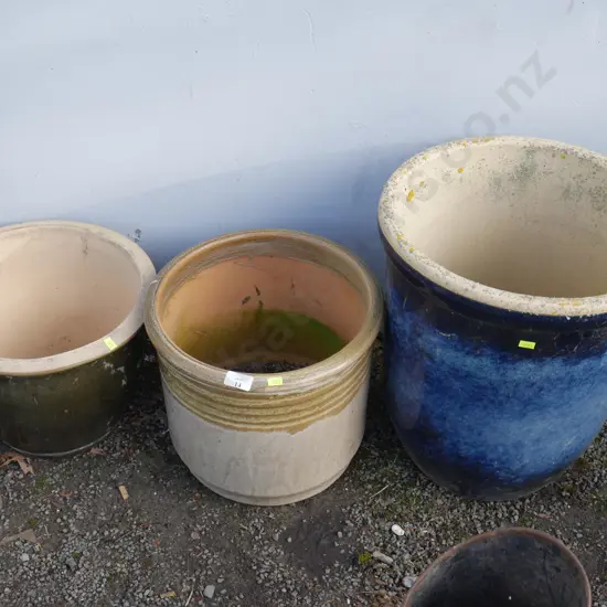 3 plant pots