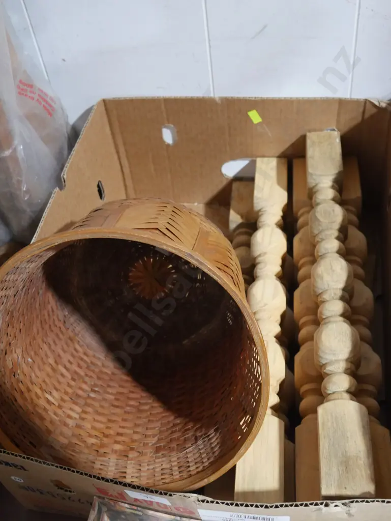 Wooden turned legs etc Image 1++