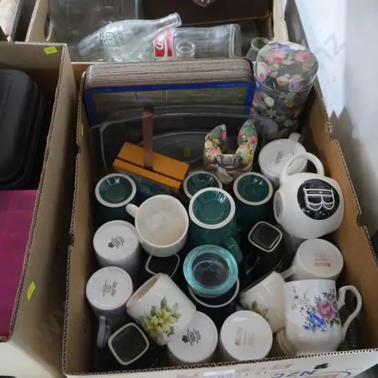 Coffee cups etc