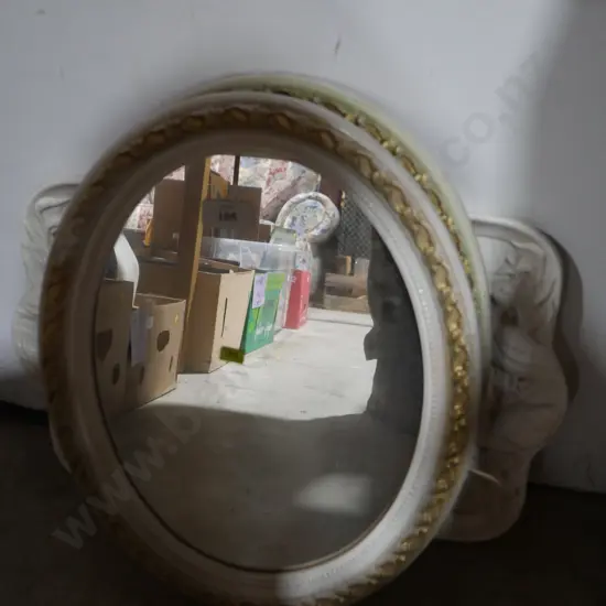 2 mirrors and tray