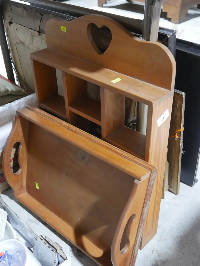 Wooden tray, hanging shelf Image 1++