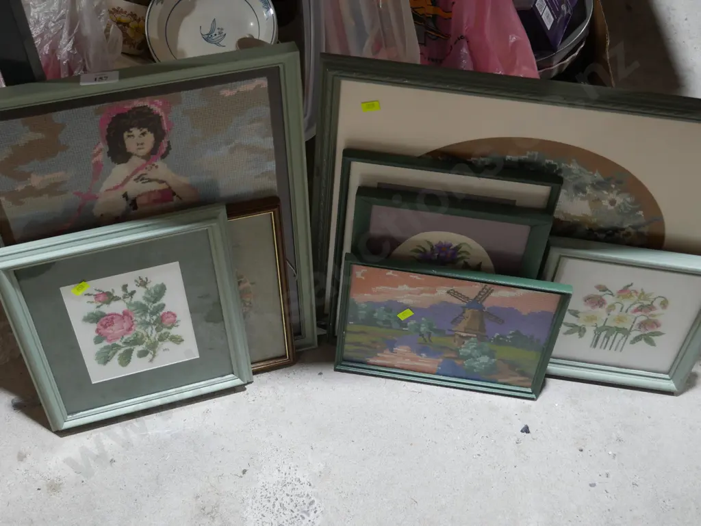 Assorted tapestry pictures Image 1++