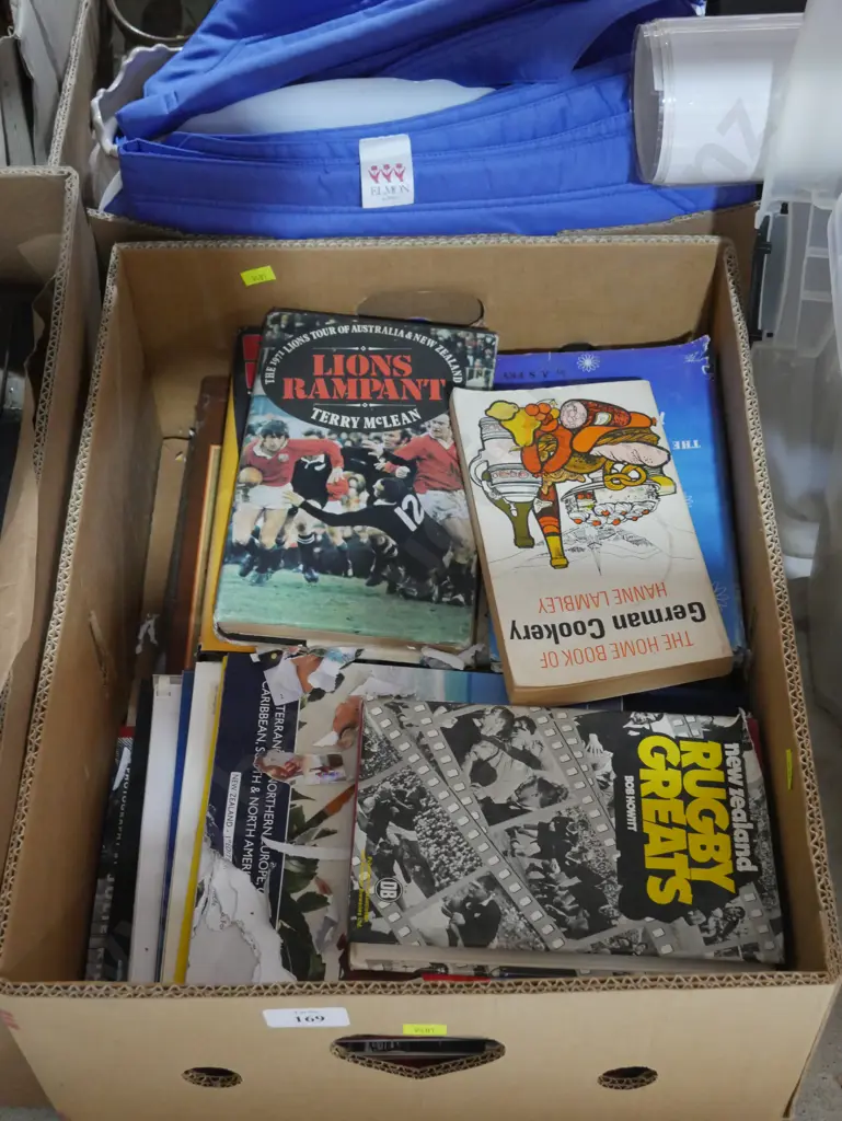 Books Image 1++