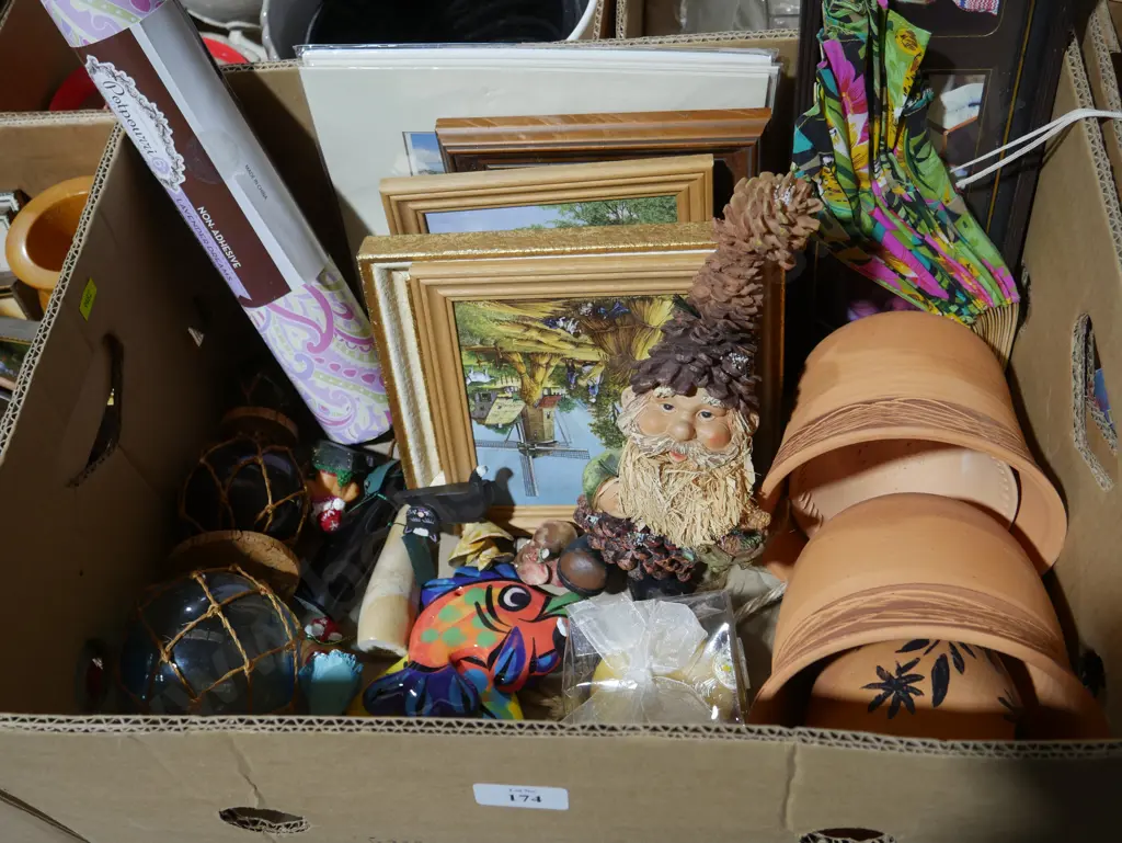 Pictures, ornaments etc Image 1++