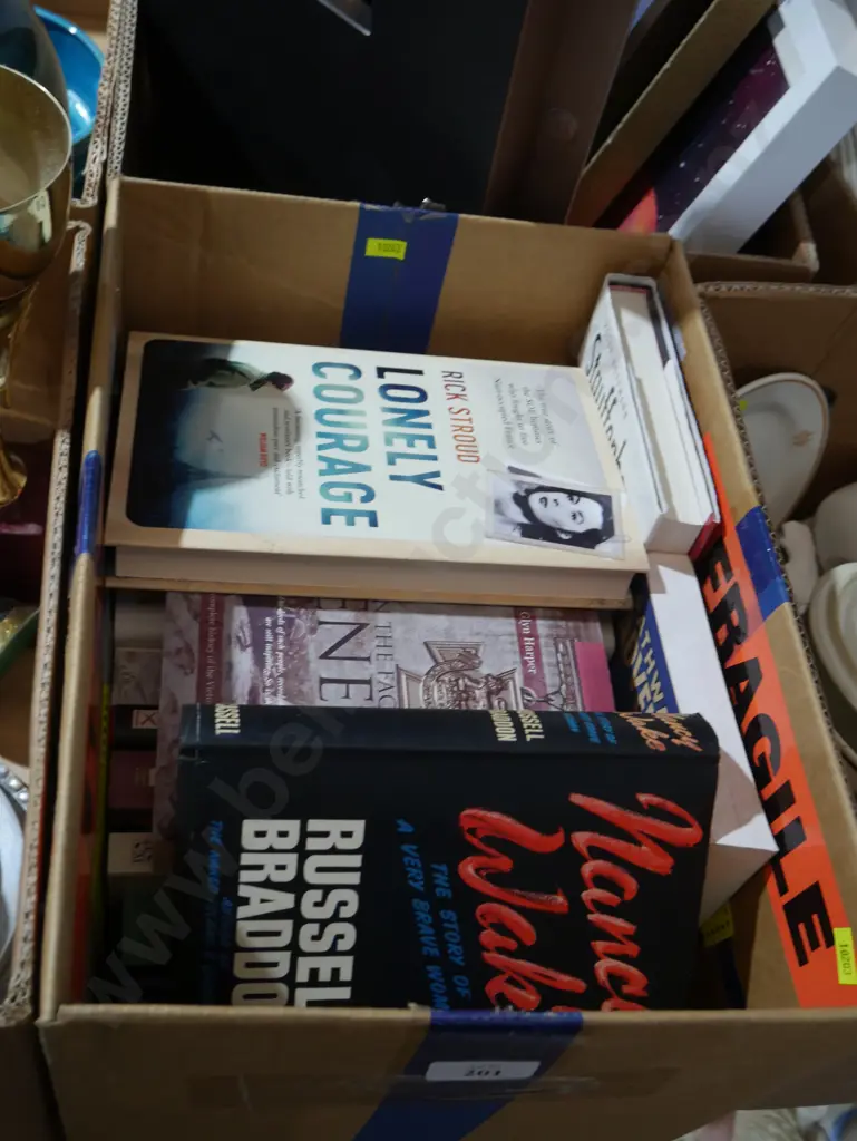 Books Image 1++