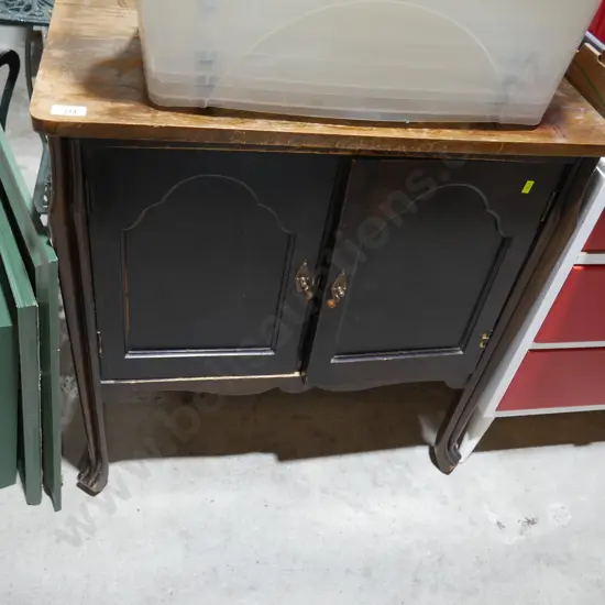 Cupboard unit