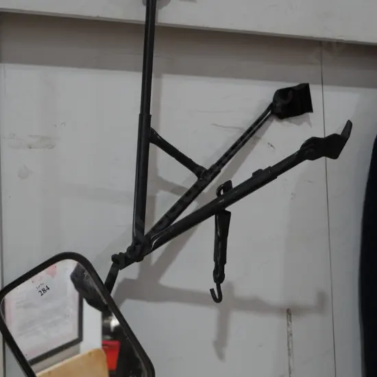 Tripod mirror