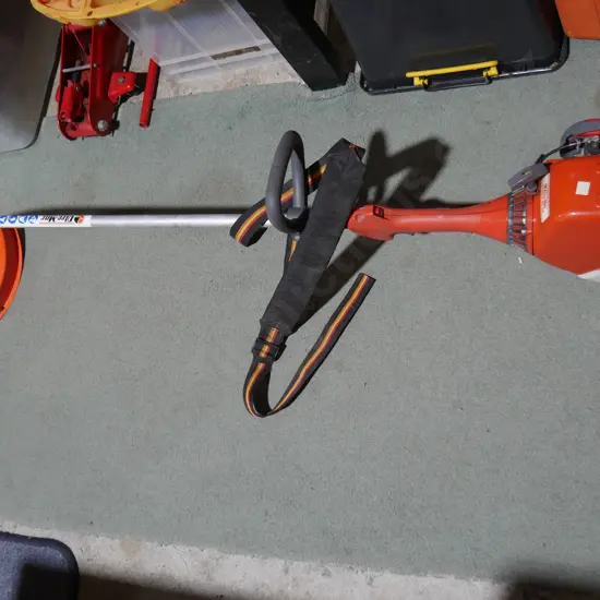 Petrol line trimmer