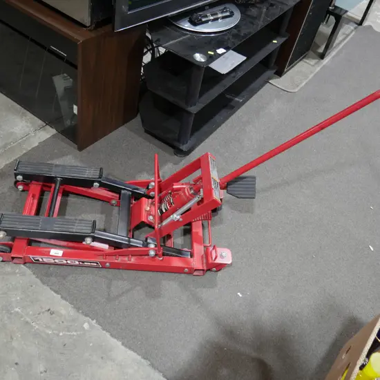 Motorcycle lift