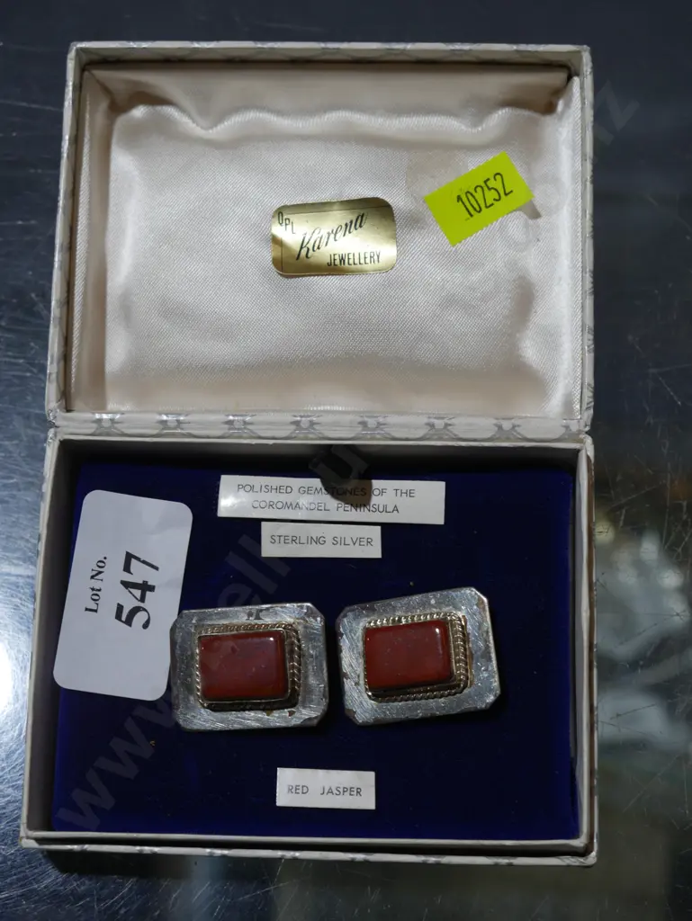 Earrings Image 1++