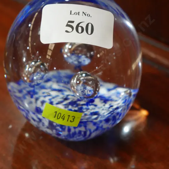 Glass paperweight