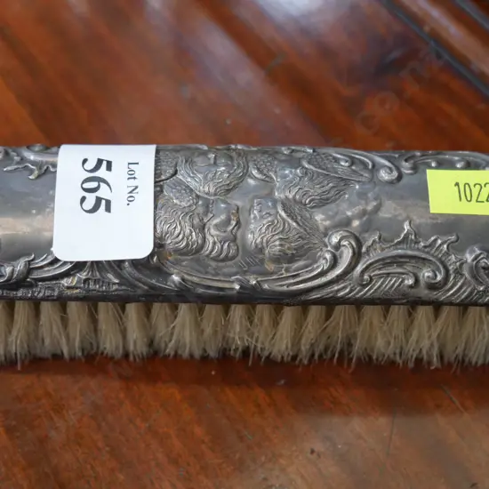 Hair brush
