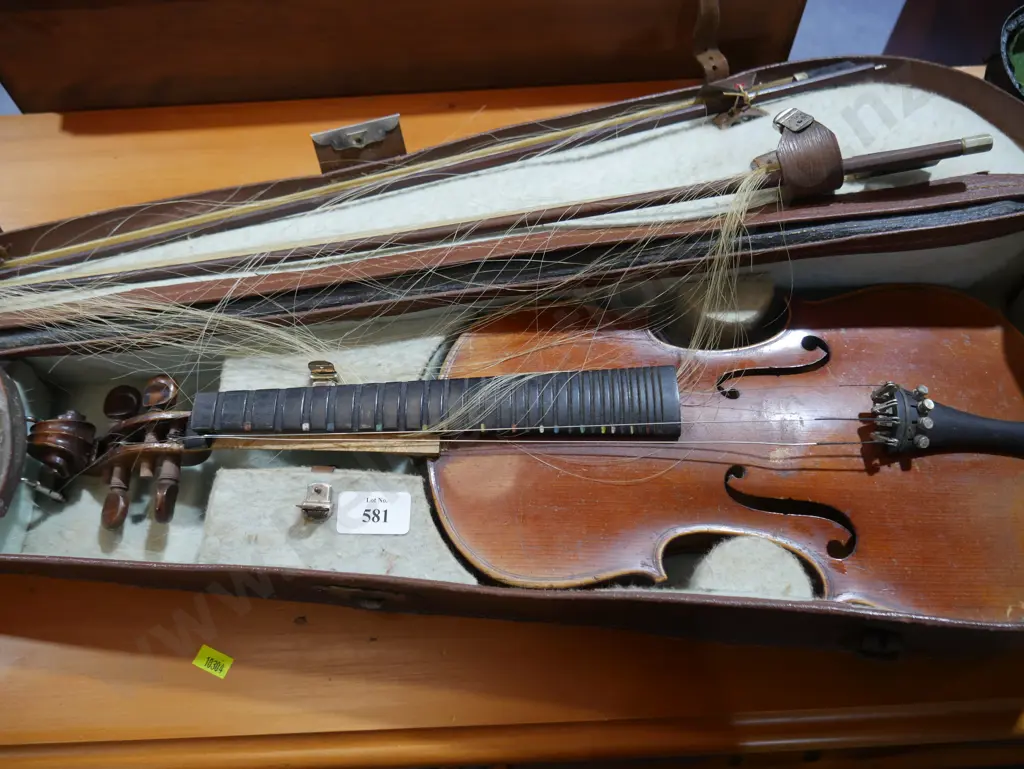 Violins Image 1++