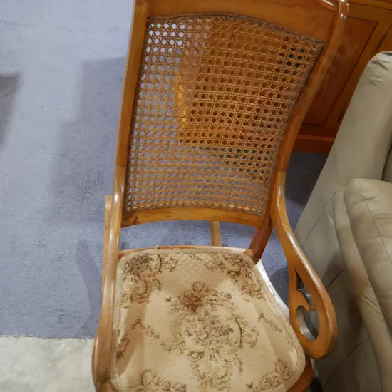 Rocking chair