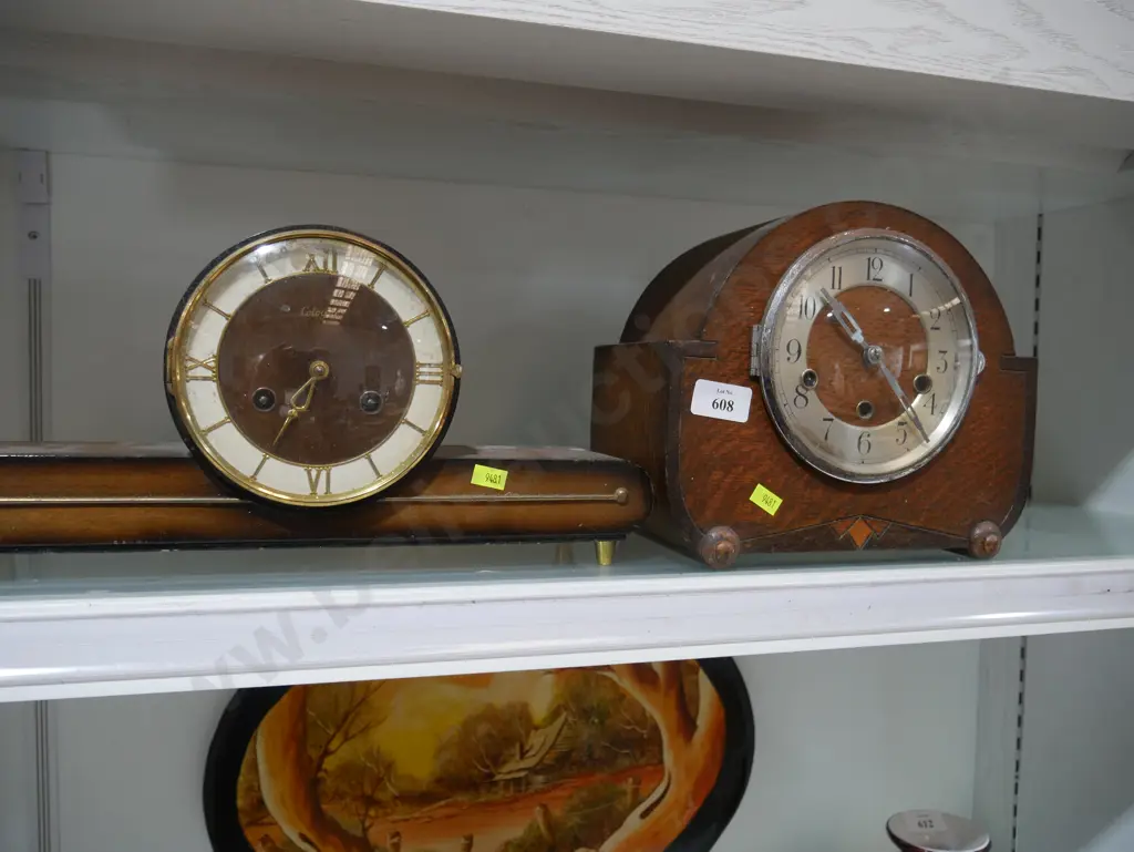 Two mantel clocks Image 1++
