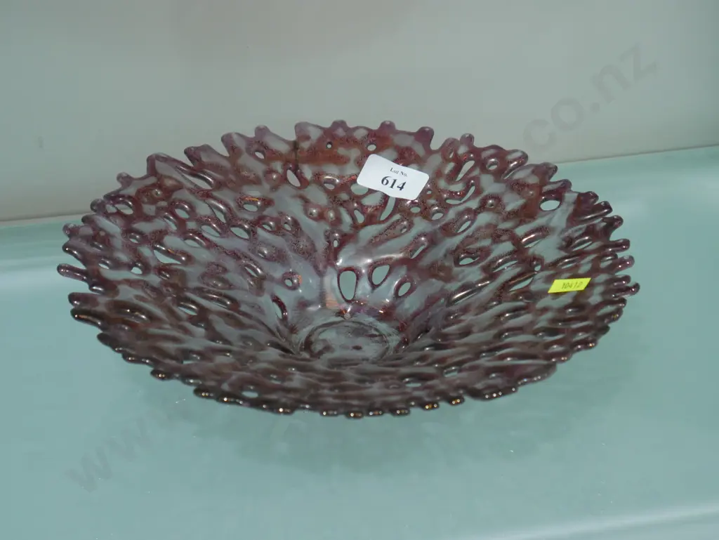 Glass bowl - signed Image 1++
