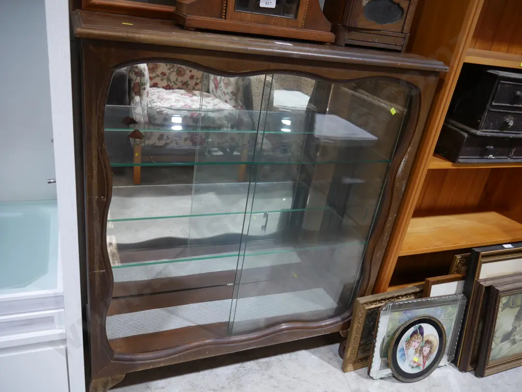 Display cabinet Image 1++