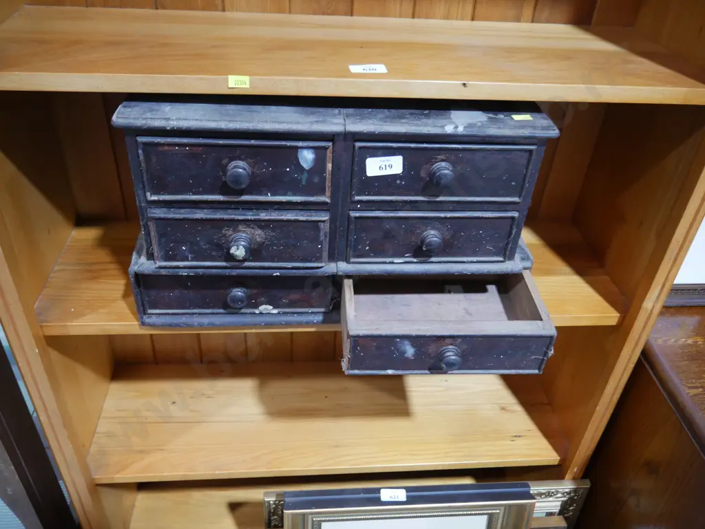 Small wooden drawers Image 1++