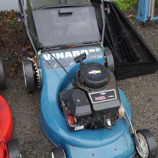 Vinaro lawnmower