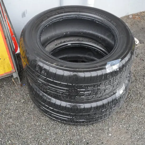 2 car tyres 15inch