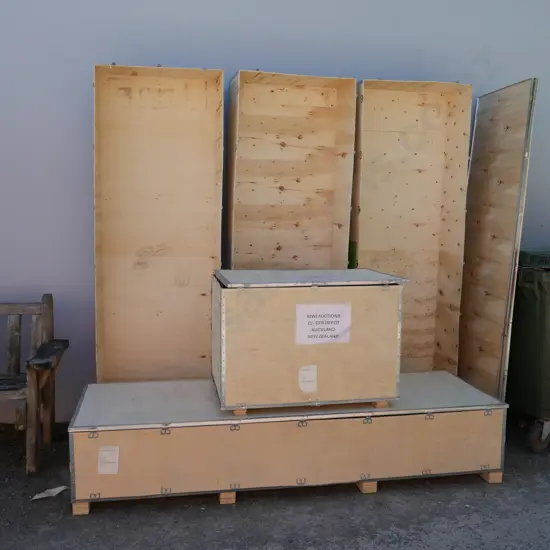 Packing crates