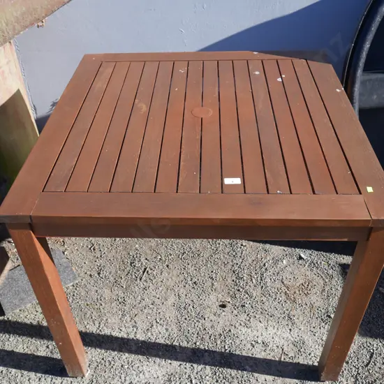 Outdoor table