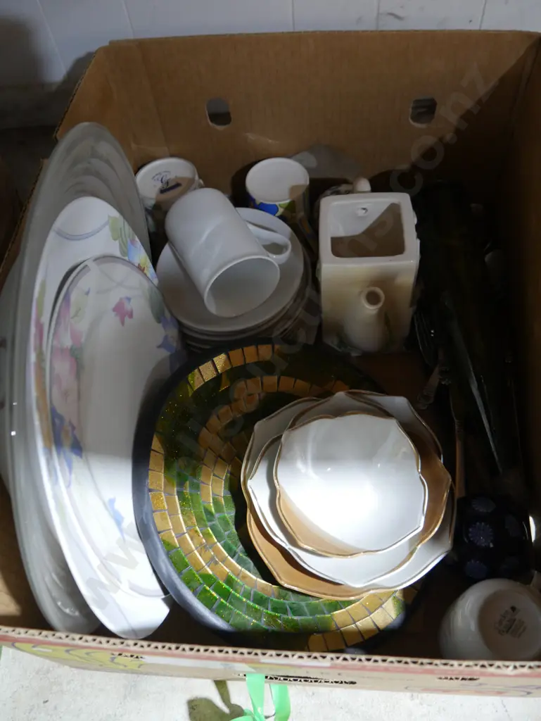 Assorted china etc Image 1++