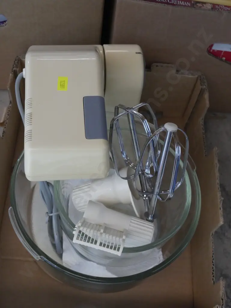Kitchen mixer Image 1++