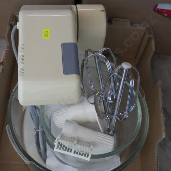 Kitchen mixer