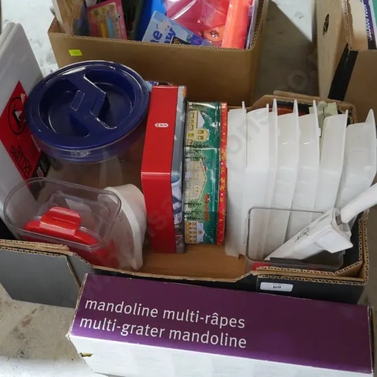 Kitchen sundries