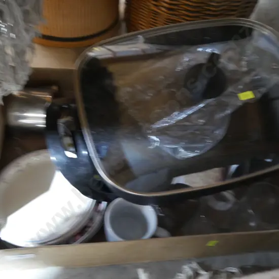 Electric frying pan, glassware etc