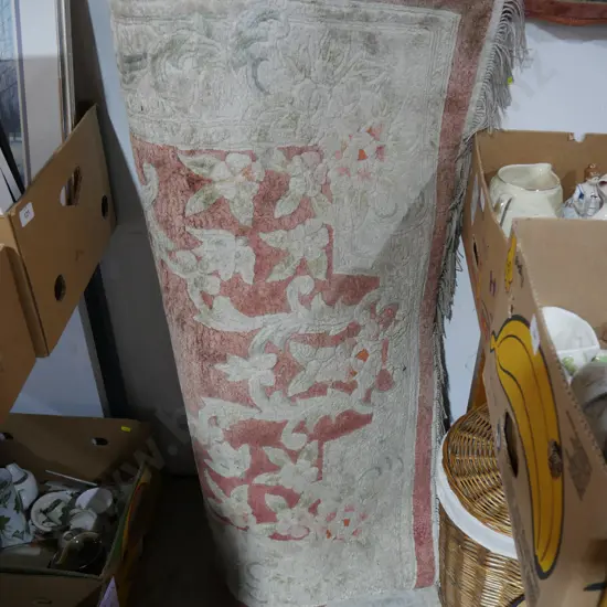 Floor rug