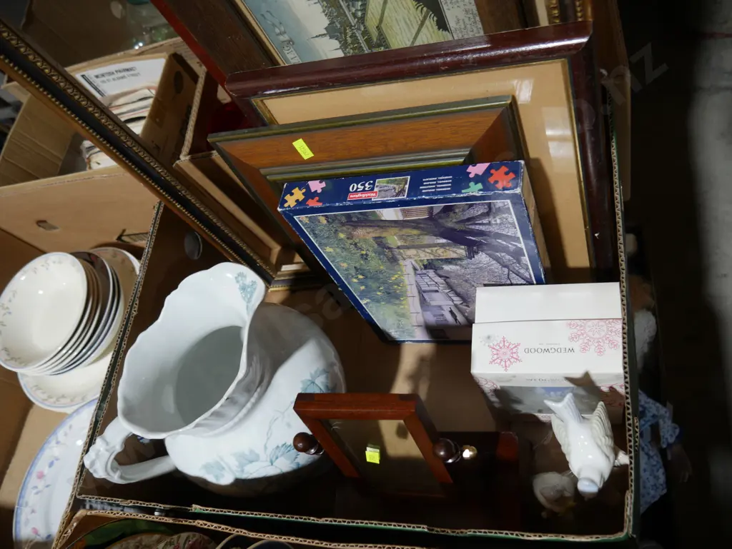 Picture frames, jug etc Image 1++