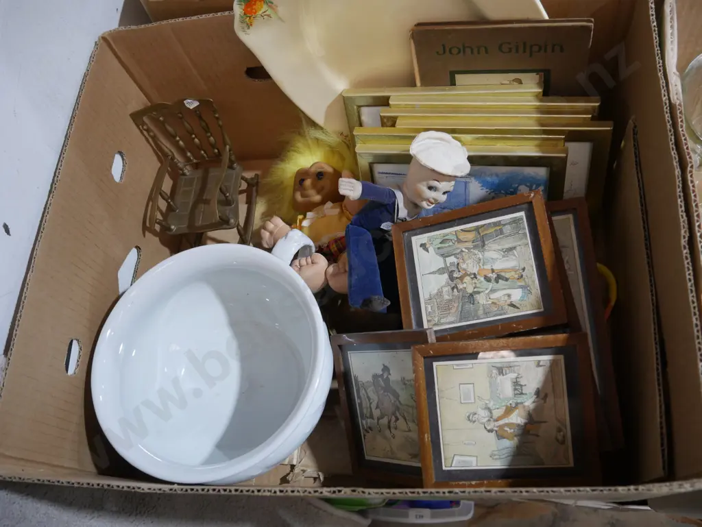 Assorted China, picture frames etc Image 1++