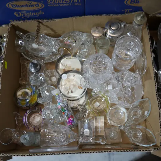 Assorted glassware etc