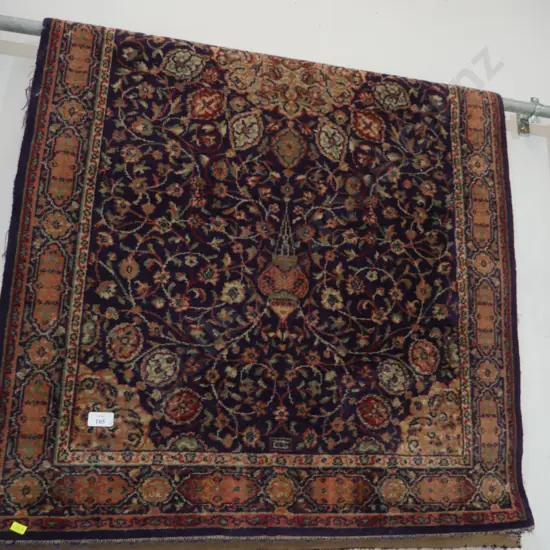 Floor rug