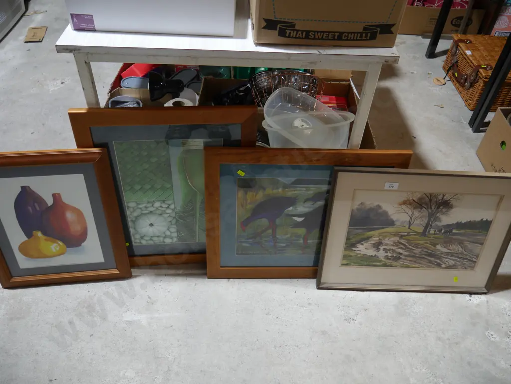 Assorted art Image 1++