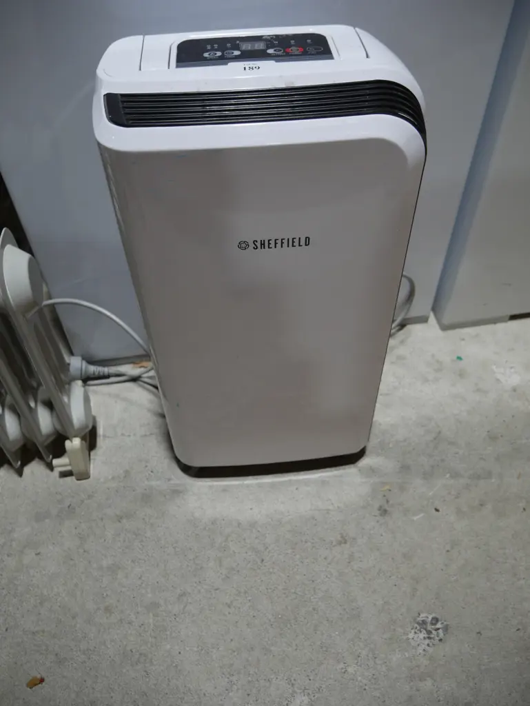 Sheffield dehumidifier Image 1++