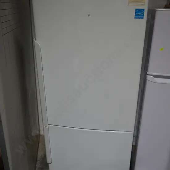 Fridge freezer