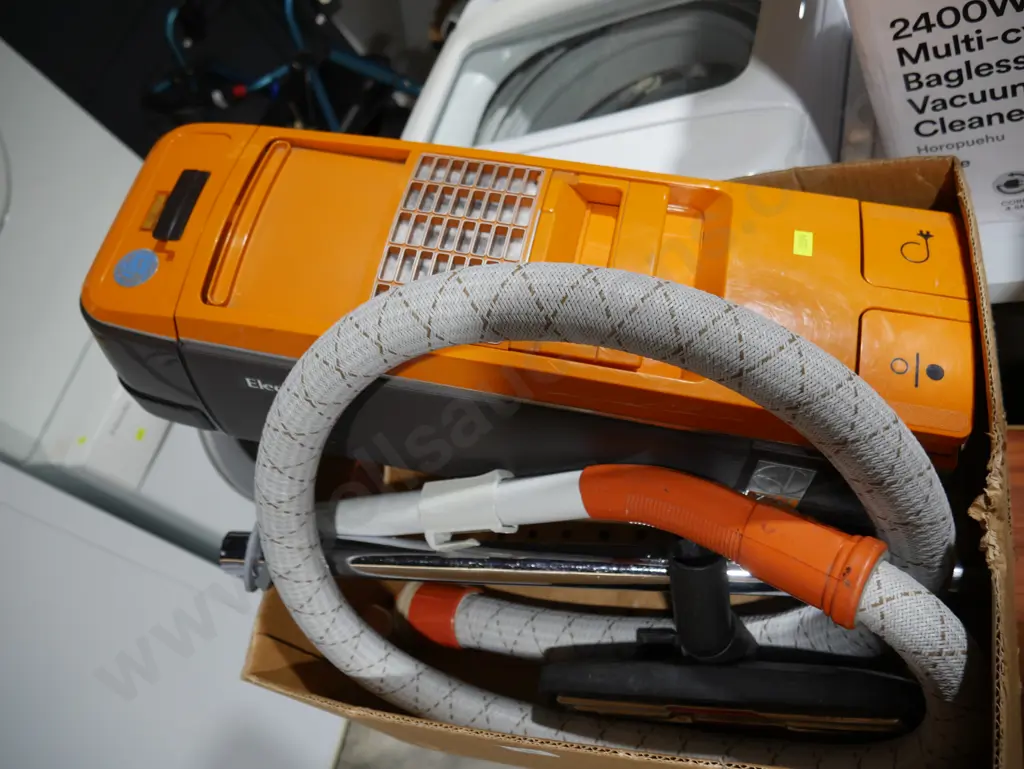 Electrolux vacuum cleaner Image 1++