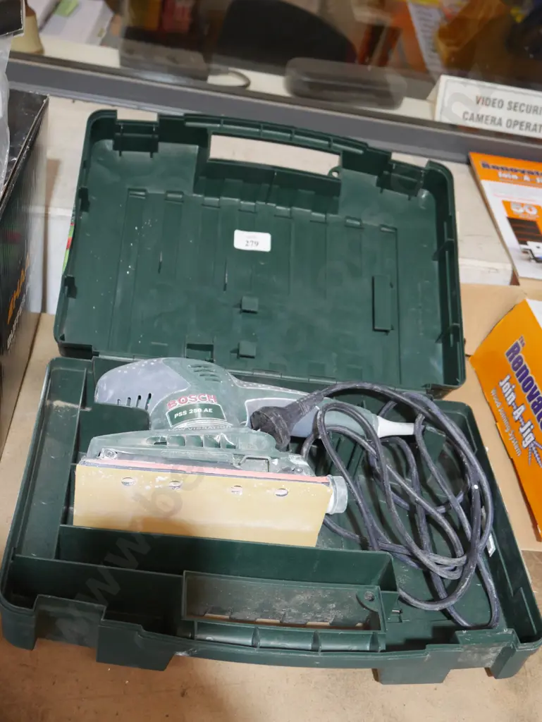 Bosch sander Image 1++