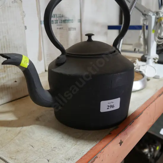 Cast iron kettle
