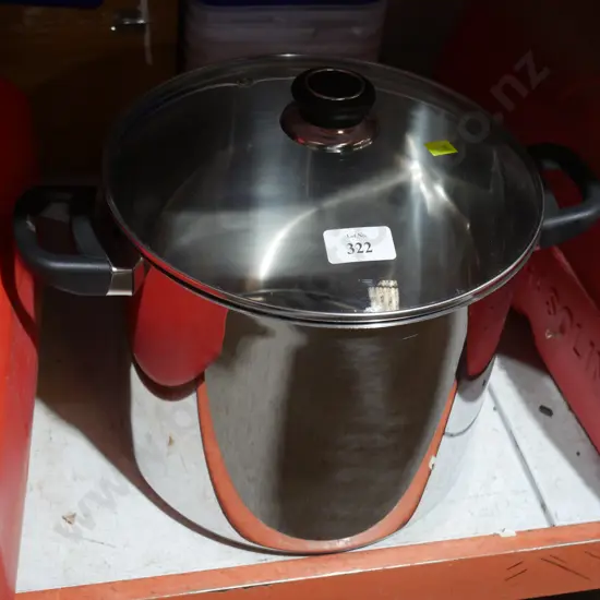 Stock pot