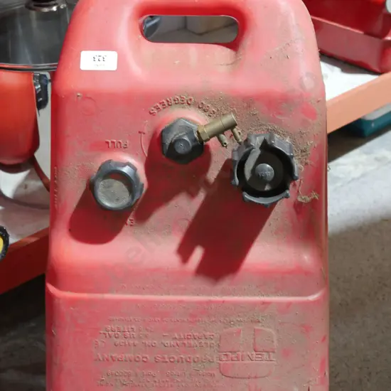 Boat fuel tank